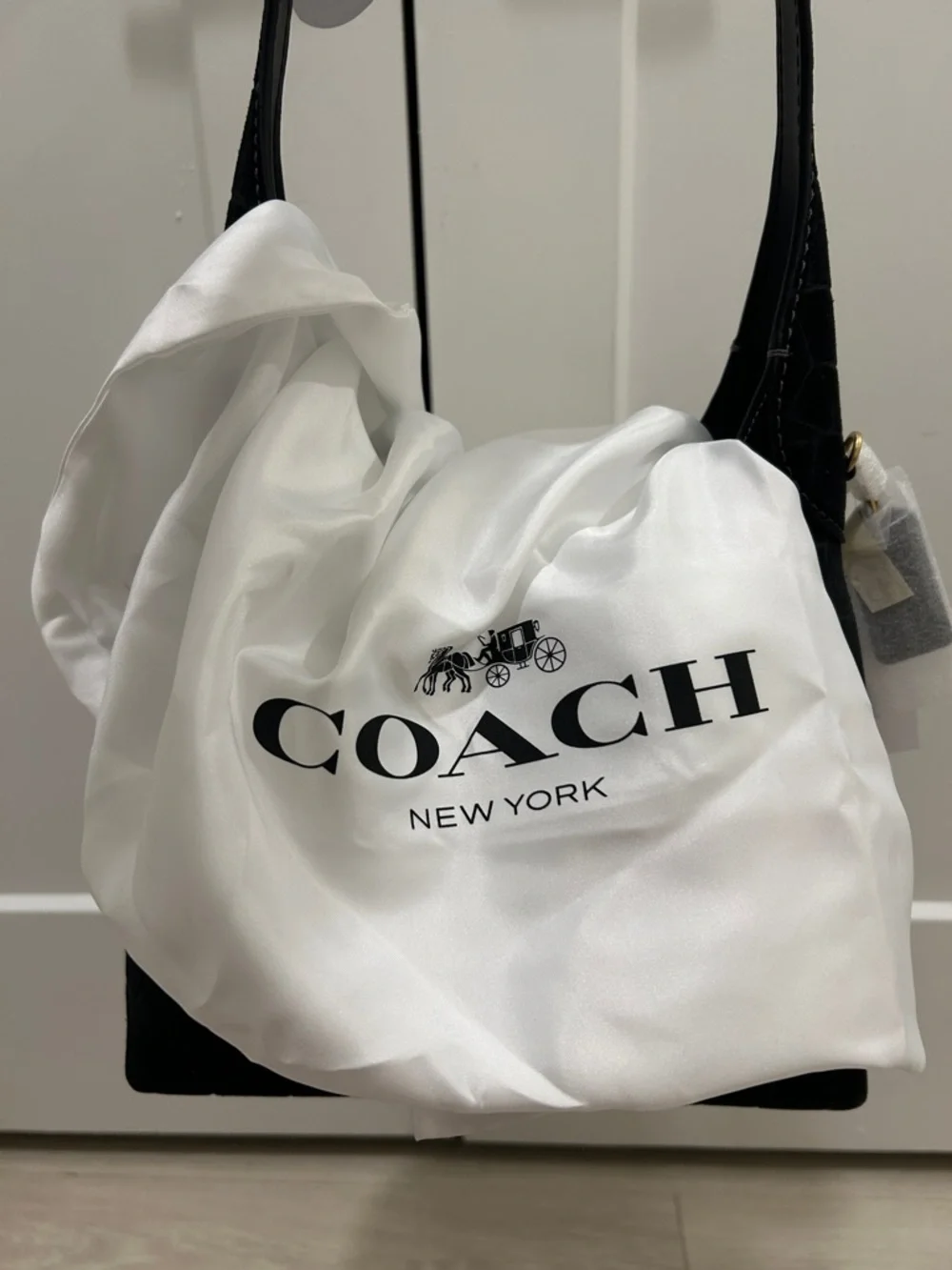 Coach (NWT) Brooklyn Shoulder Bag 28 in Black Suede Croc-Embossed - Picture 15 of 15